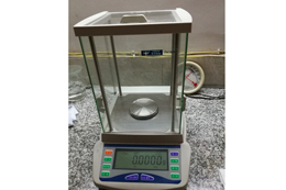 万分之一克精度电子称